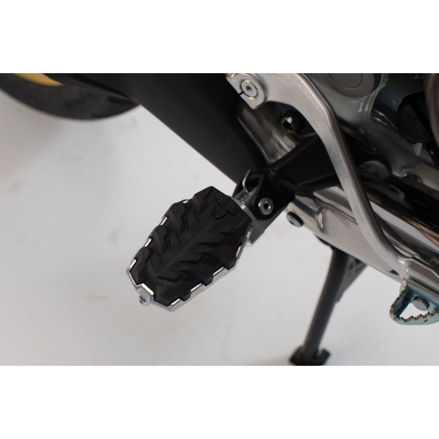 Zestaw podnóżków evo v85tt SW MOTECH evo footpeg k