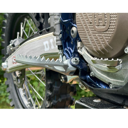 Podnóżki ONEGRIPPER KTM/HQV/GG 2023-26 -05/-05mm 