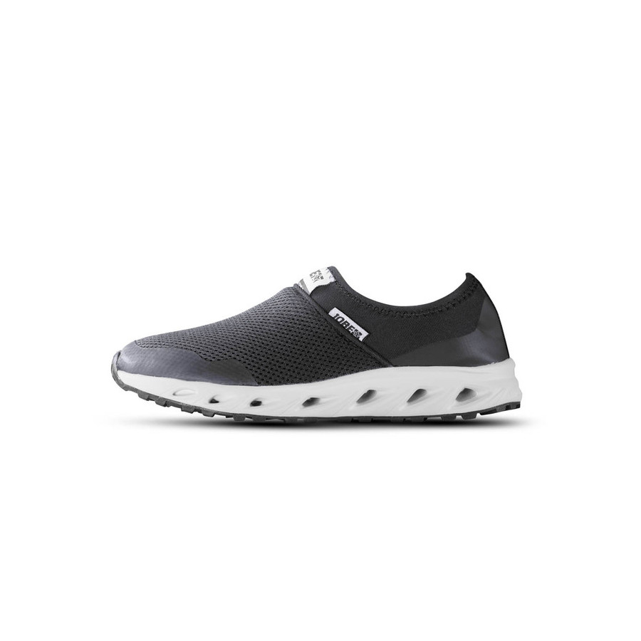 Buty JOBE DISCOVER SLIP-ON BLACK 42